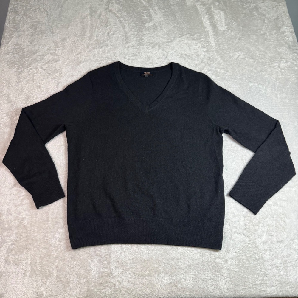 NWOT Quince Womens Mongolian Cashmere V-Neck Sweater L Black Luxury
